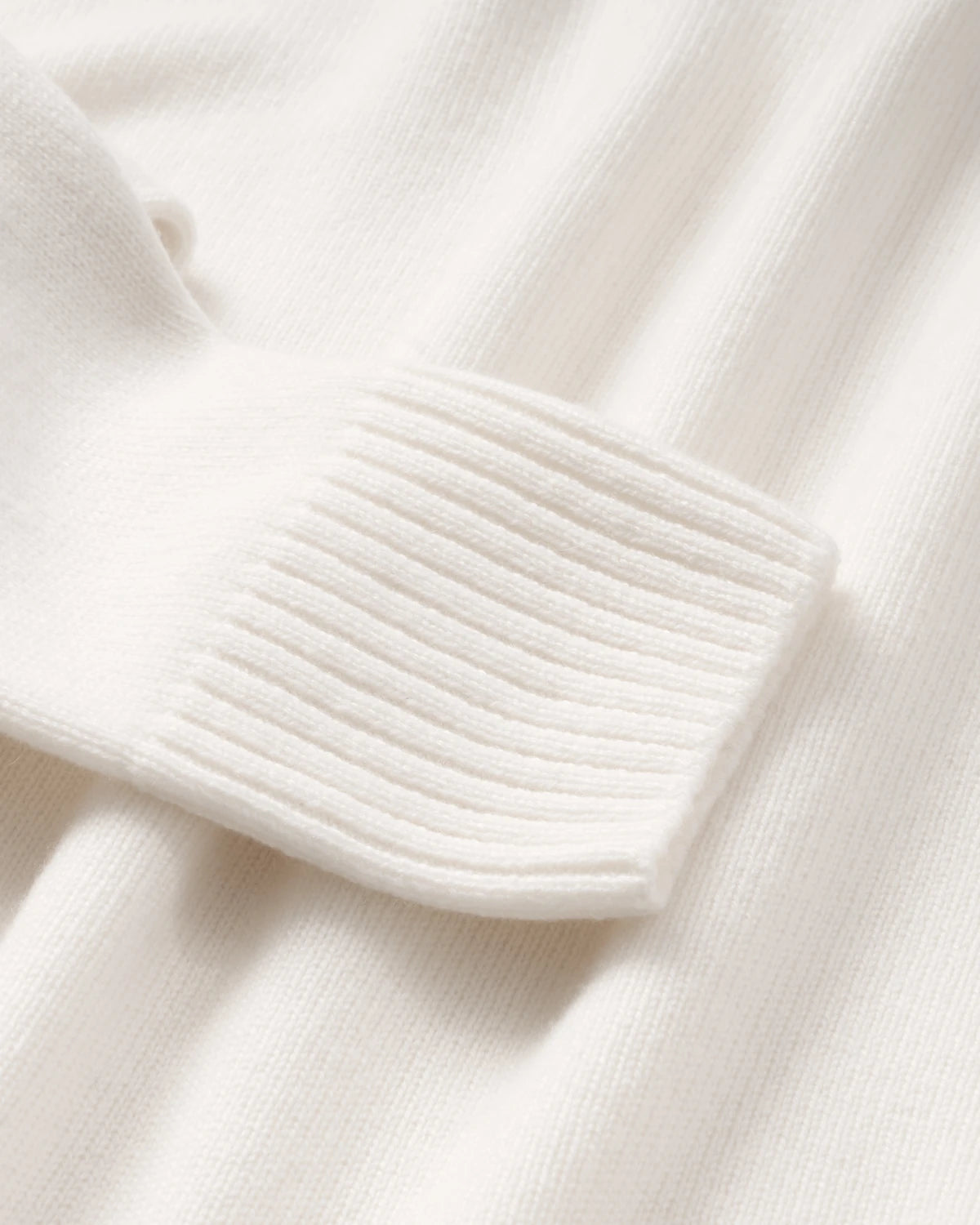 Turtleneck White - The Cashmere Collection