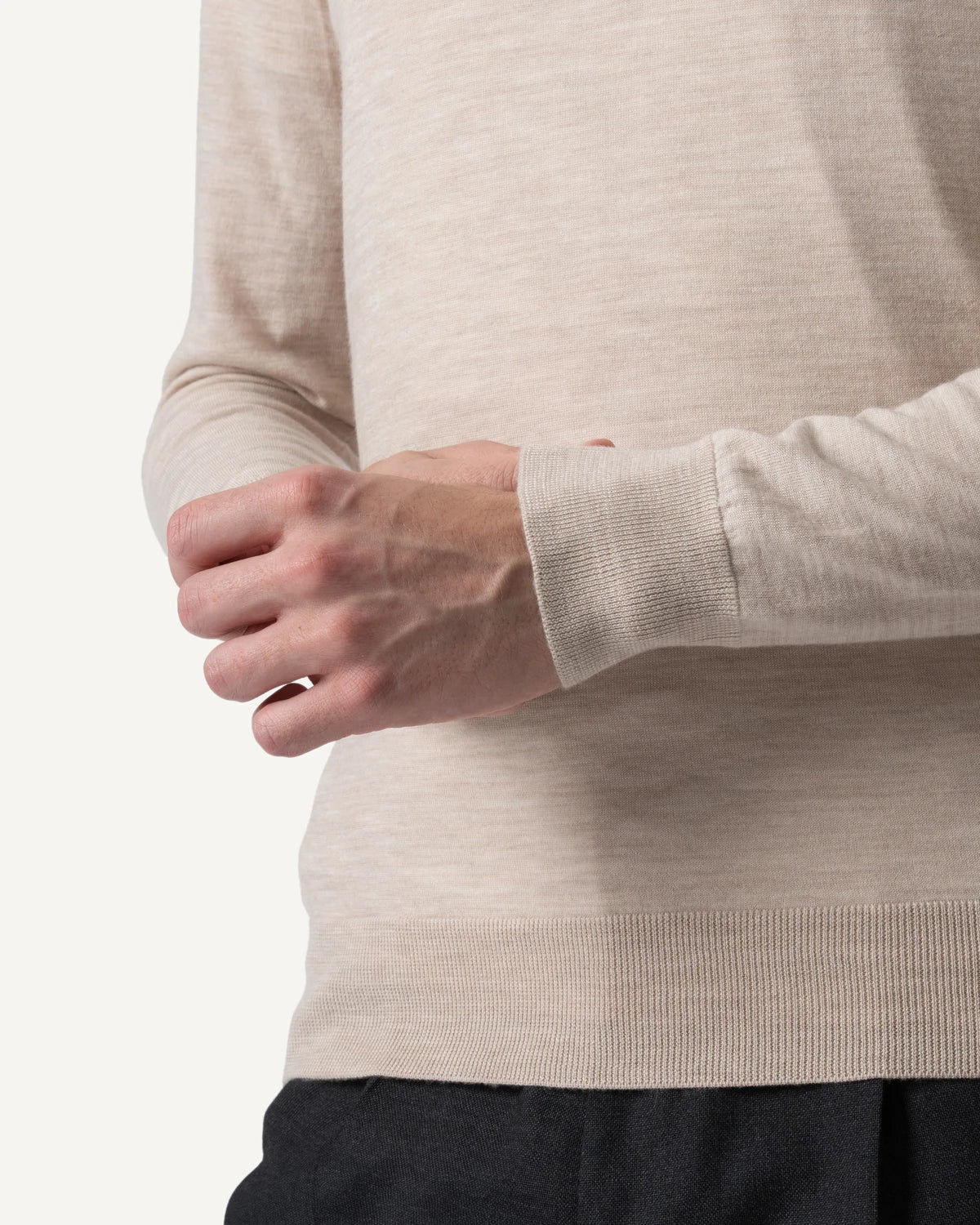 Crewneck Beige - The Signature Collection