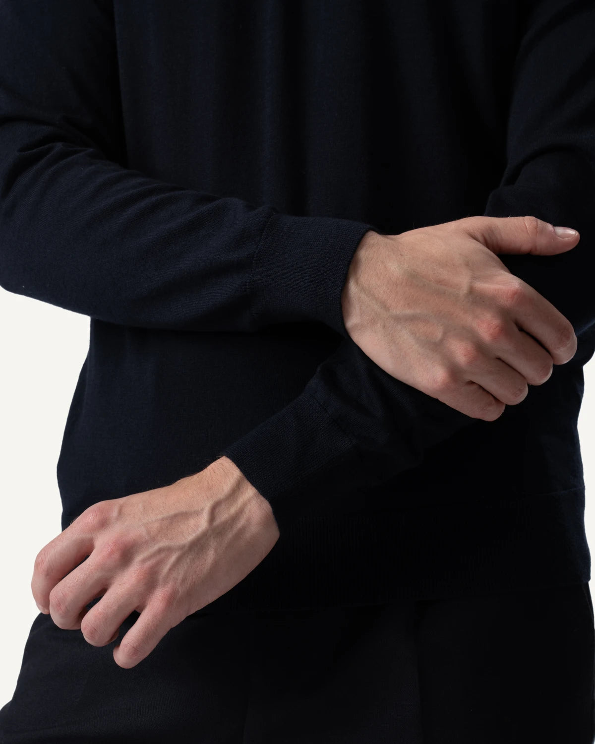 Crewneck Navy - The Signature Collection