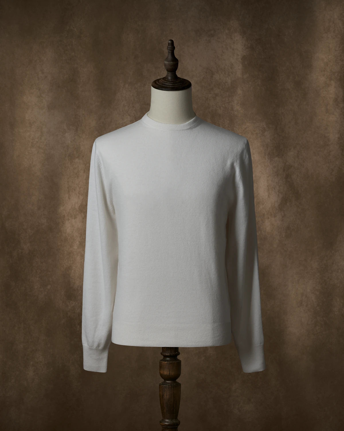 Crewneck White - The Cashmere Collection