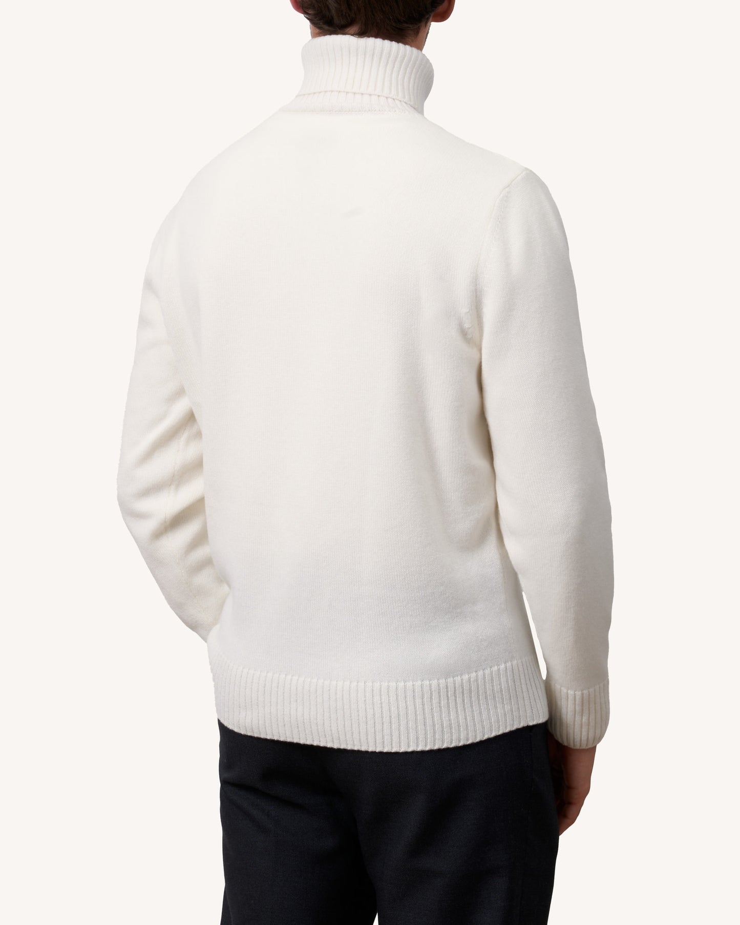 Turtleneck White - The Cashmere Collection